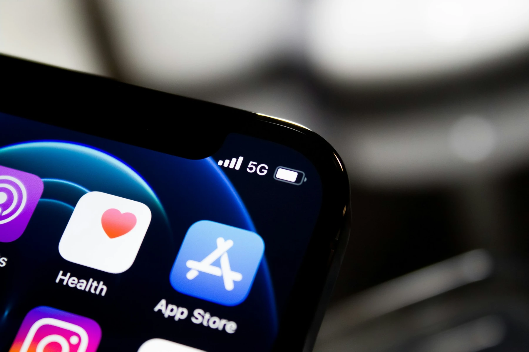 Apple Reaffirms Commission Proposal for Purchases Outside of the App Store